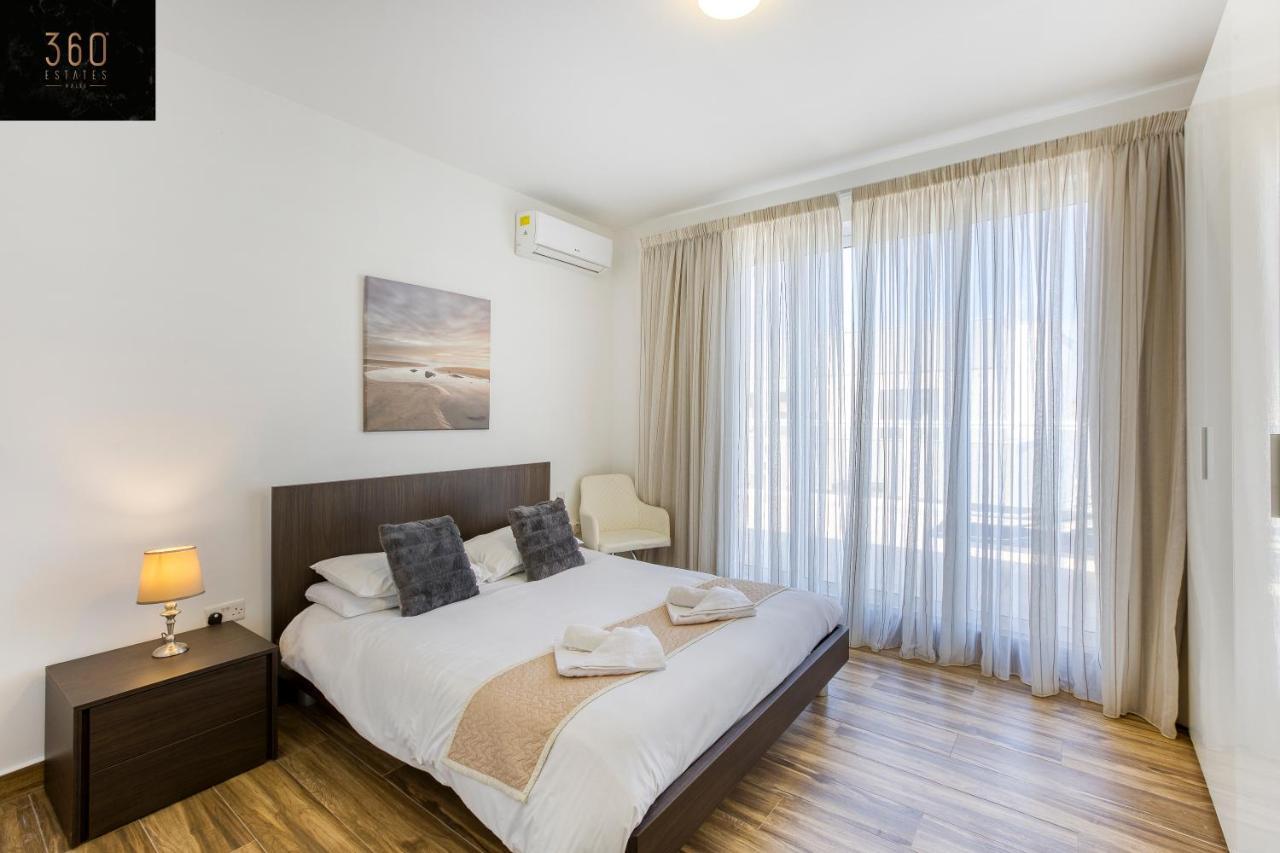 Lux Sea Front Penthouse With Breathtaking Views In St Pauls By 360 Estates Appartement St. Paul's Bay Buitenkant foto
